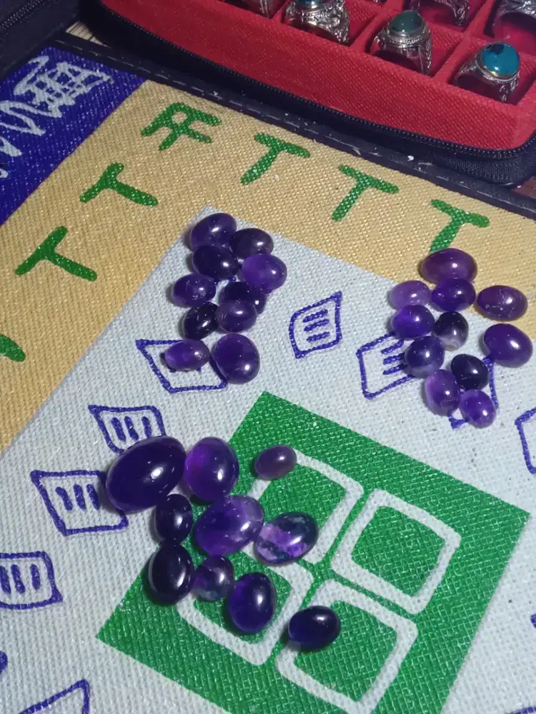 Batu kecubung ungu (ametys)