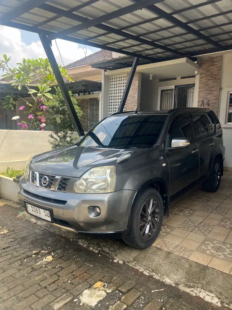 Dijual Nissan Xtrail 2.5 T31 2009 Matic