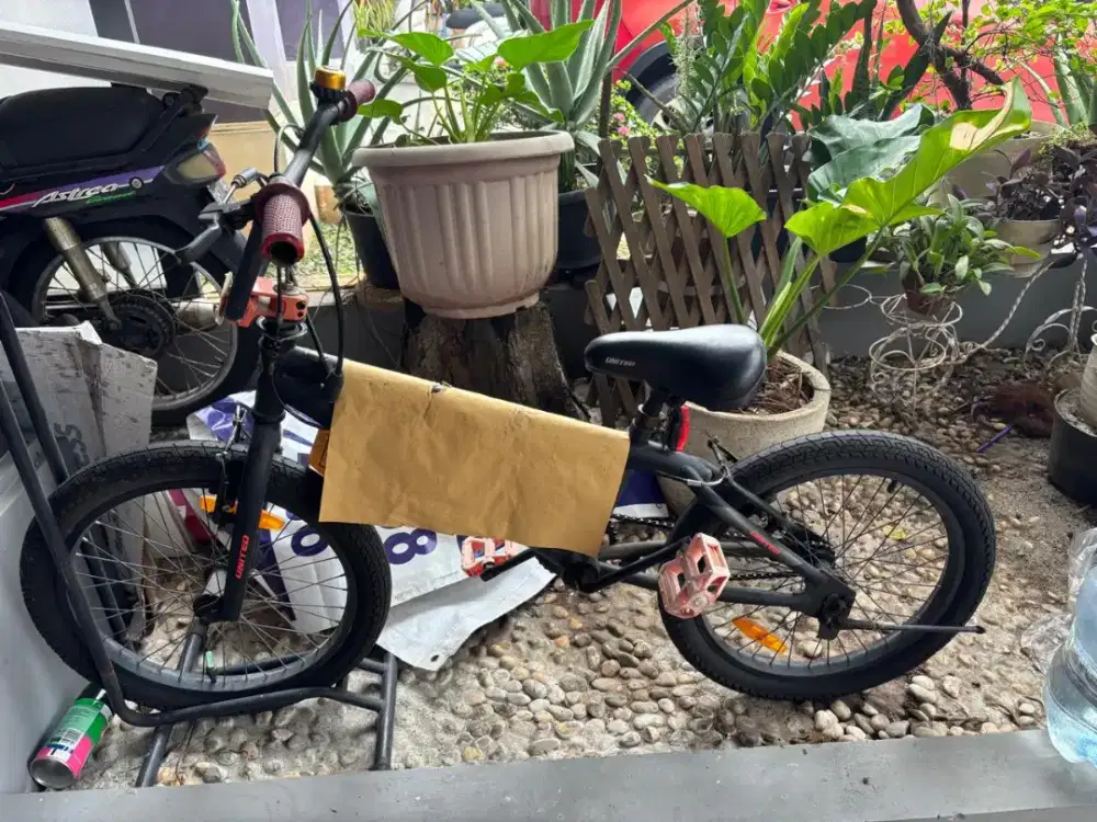 Preloved Sepeda Anak MONARCH M5 G SA 26, 16A, B