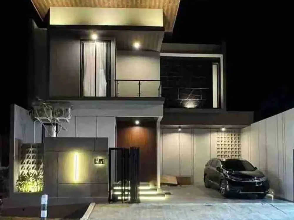 Rumah model kontemporer, 2 lantai, tepi jl kapten Hariyadi dkt ke UGM, UII, RS SARDJITO,