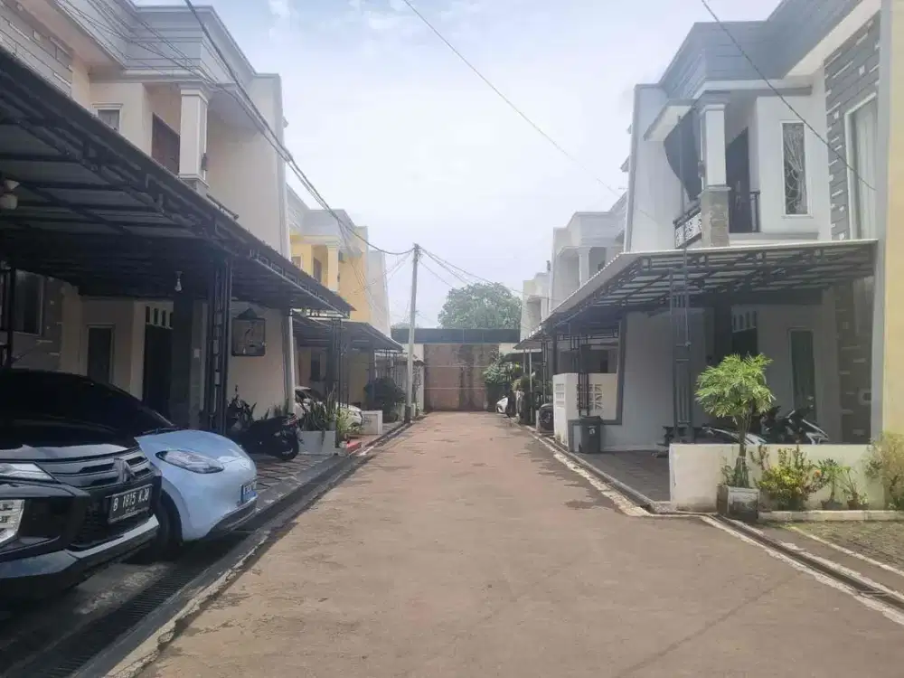 Dijual rumah 2,5lt di Jatiwaringin Bekasi