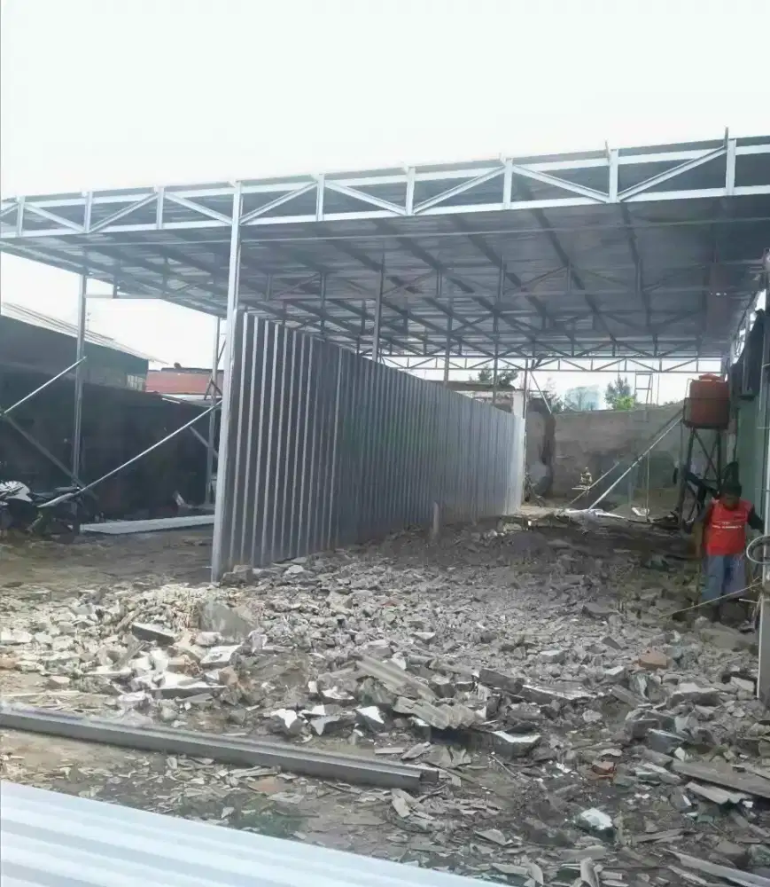 Pasang rangka baja ringan SNI