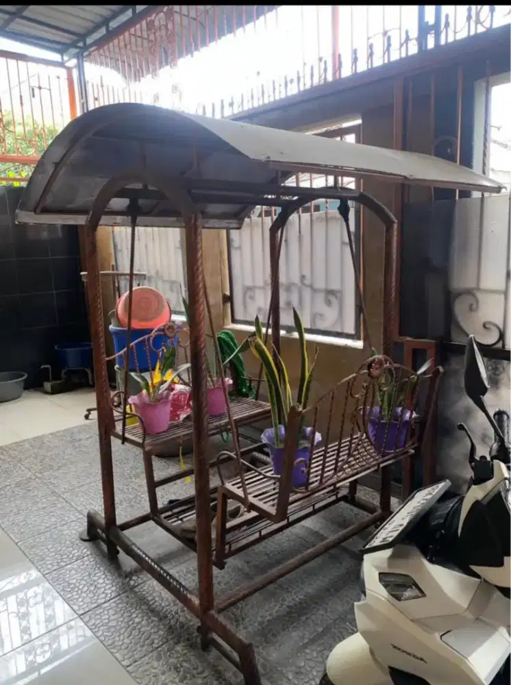 Ayunan teras tempahan