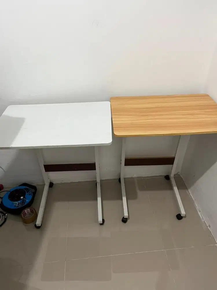 Jual Meja Komputer Roda