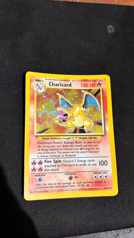 Kartu Charizard Base Set