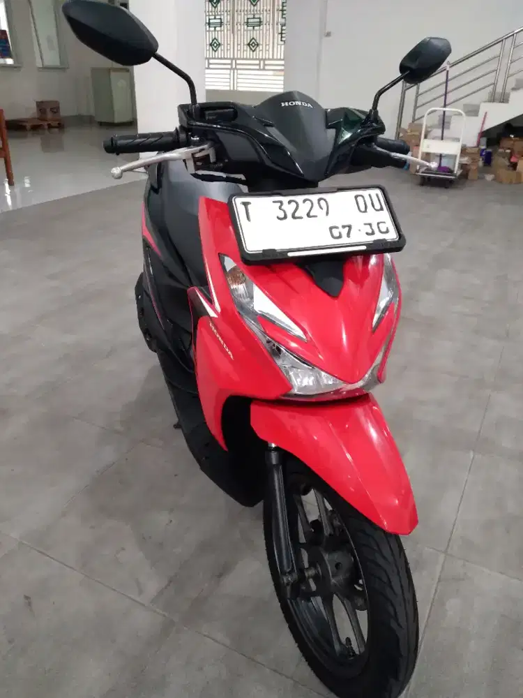 Beat CBS 2025 Merah Hitam