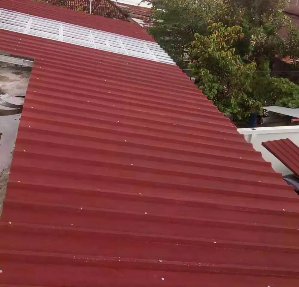 Pasang rangka baja ringan atap spandek