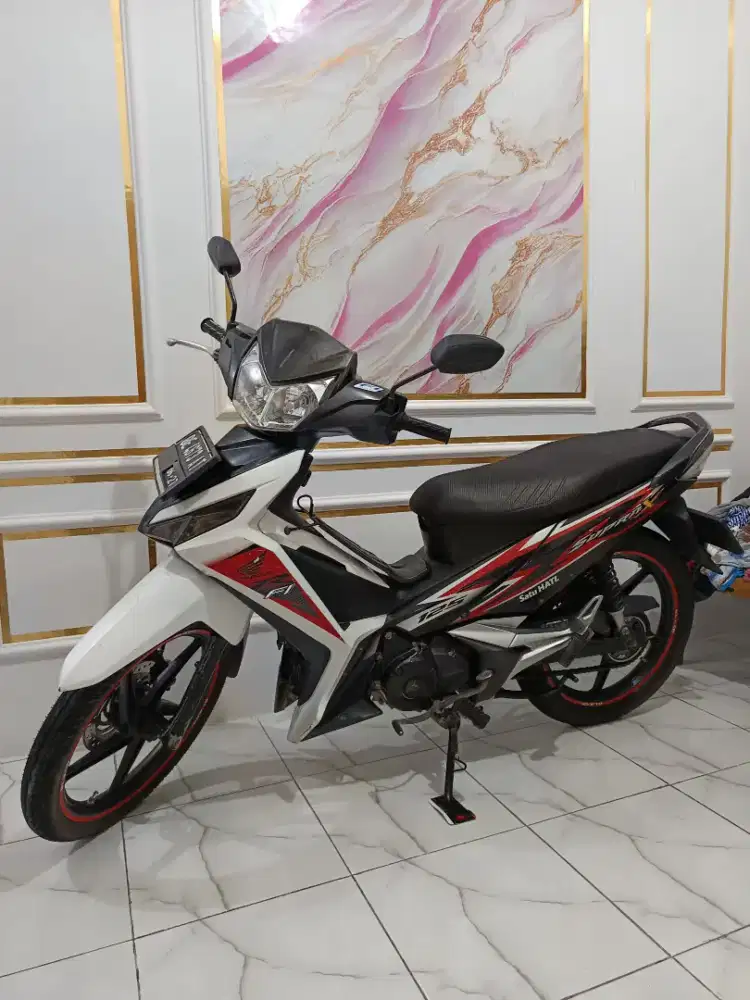 Honda Supra X 125 fi 2015 lengkap pajak hidup