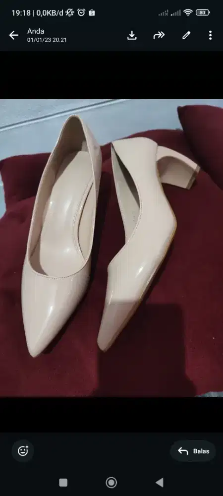 Sepatu Hills Baru ya