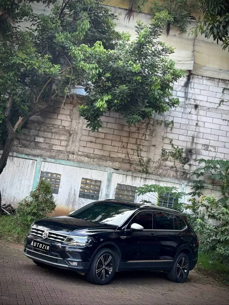 Volkswagen Tiguan All Space Hitam 2022 Tdp Murmer Ori Menarik Bu Antik