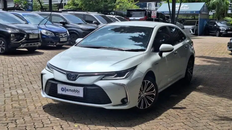 KM RENDAH - Toyota Corolla Altis 1.8 Hybrid-AT 2022 SVIN