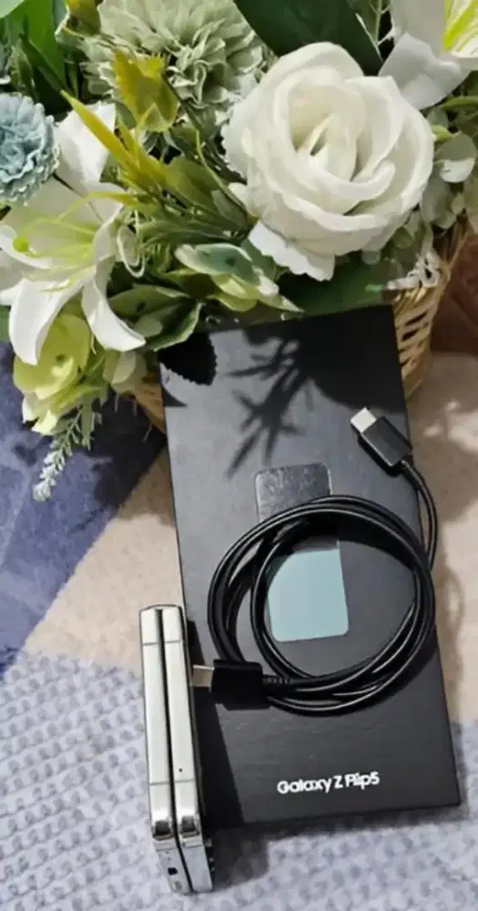 Jual cepat Samsung flip pakai sendiri mulus