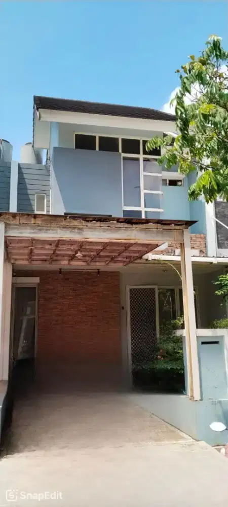 Dijual cepat rumah 2 lantai di cluster harapan indah Bekasi
