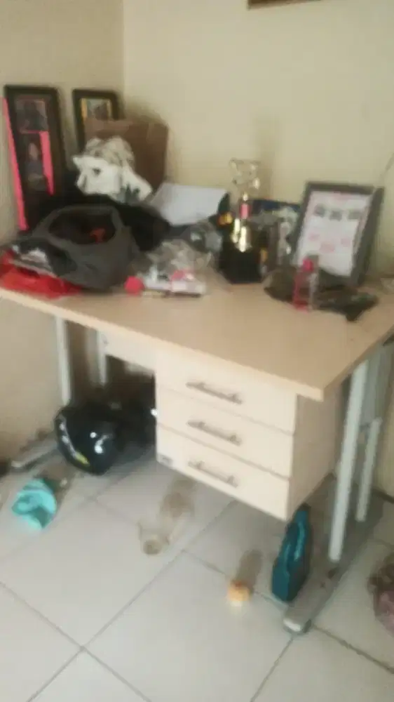 Di jual meja belajar, multi fungsi merk ichiko