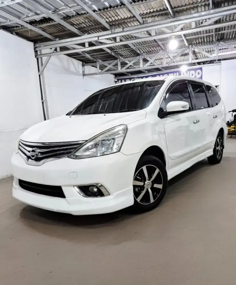 Dp 4 jt Grand Livina Hws a/t 2015