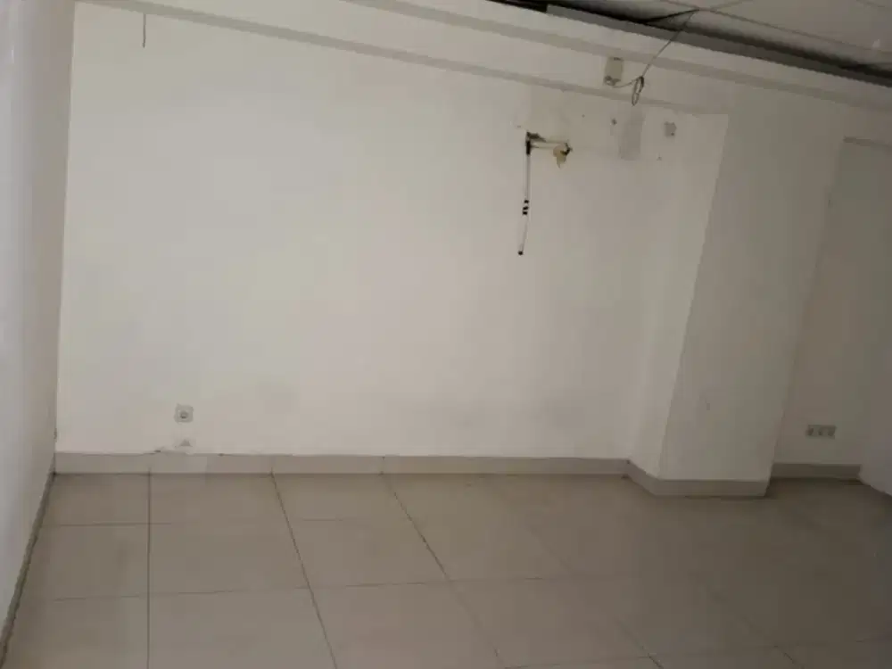 Disewakan Office Space Lantai 2 Cideng Timur