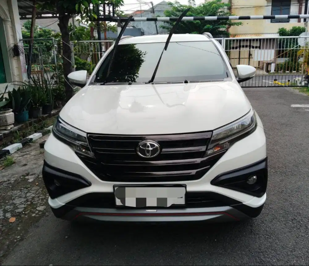 Toyota Rush TRD Sportivo MT, Th 2018 Kondisi 99,99 % THE BEST