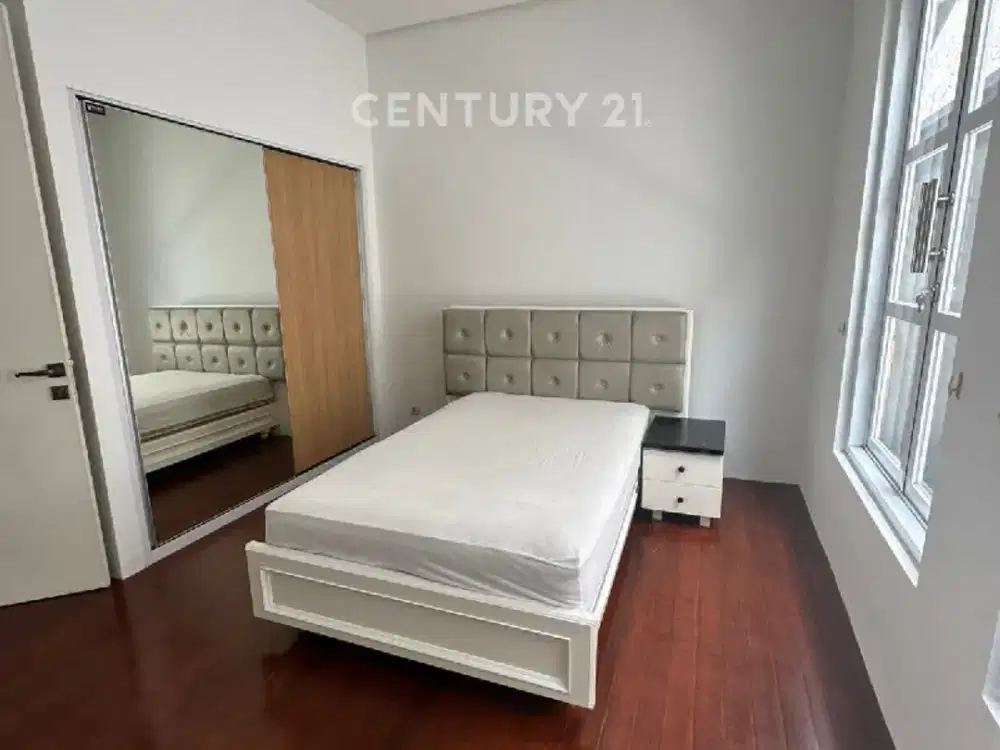 Rumah  Di Sewa Kan Pondok Indah Jakarta Selatan