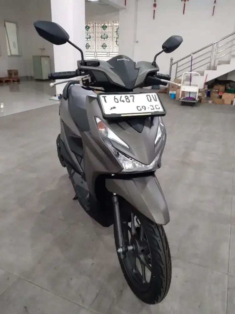 Beat Deluxe 2025 Coklat