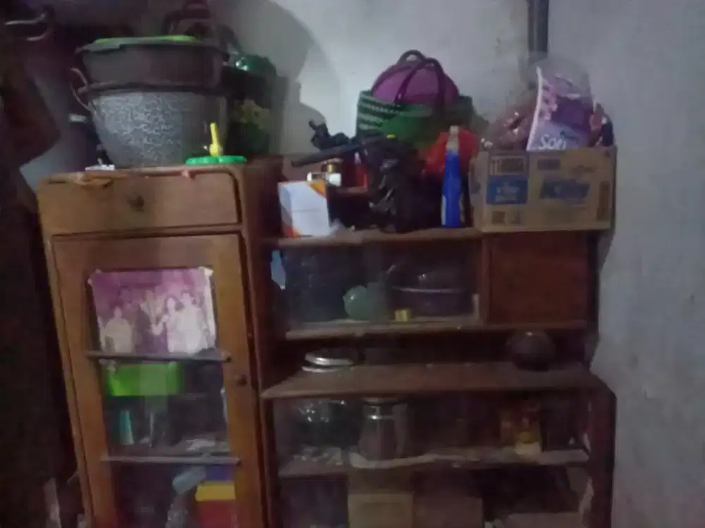 Lemari antik bufet jati