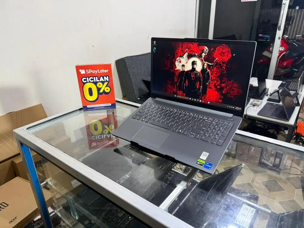 LENOVO LOQ CORE I5gen12 RTX3050 SSD 512 GB RAM 12 GB