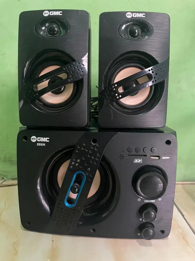Speaker gmc 886H