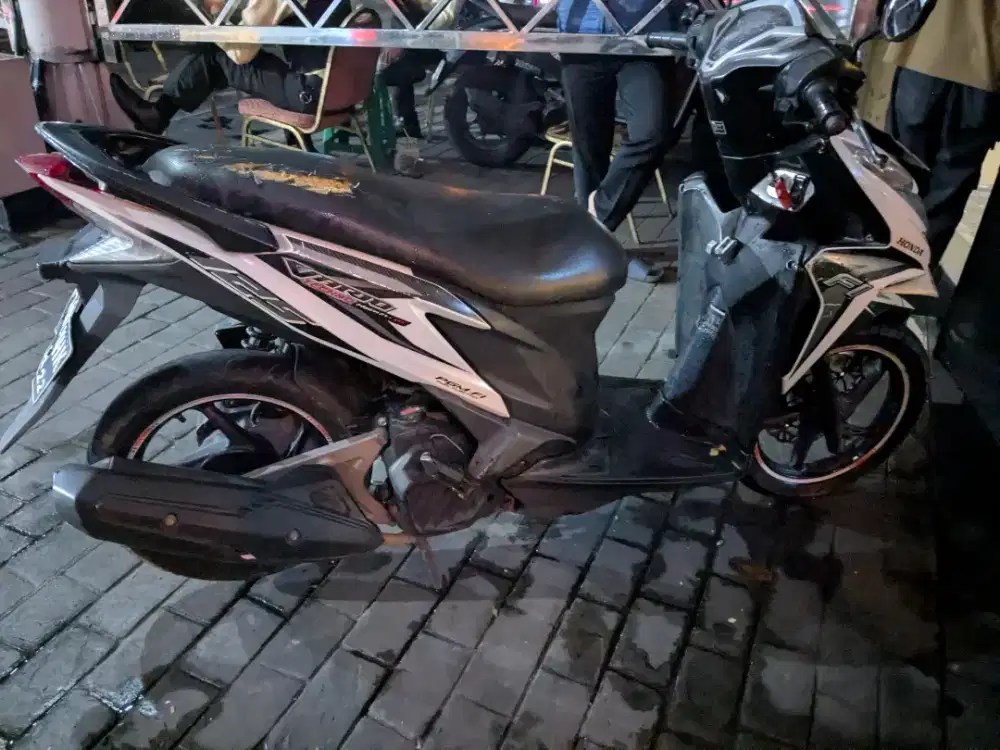 Honda Vario putih BPKB only dan faktur pembelian