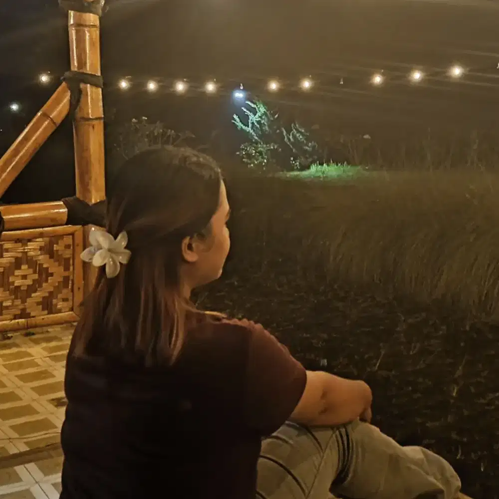 Mencari lowongan pekerjaan spg atau waiters