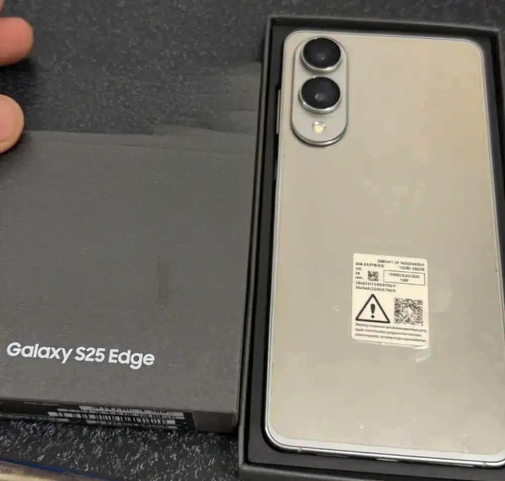 Samsung galaxy s25 edge 5g ram 12/256gb mulus 99% resmi indo