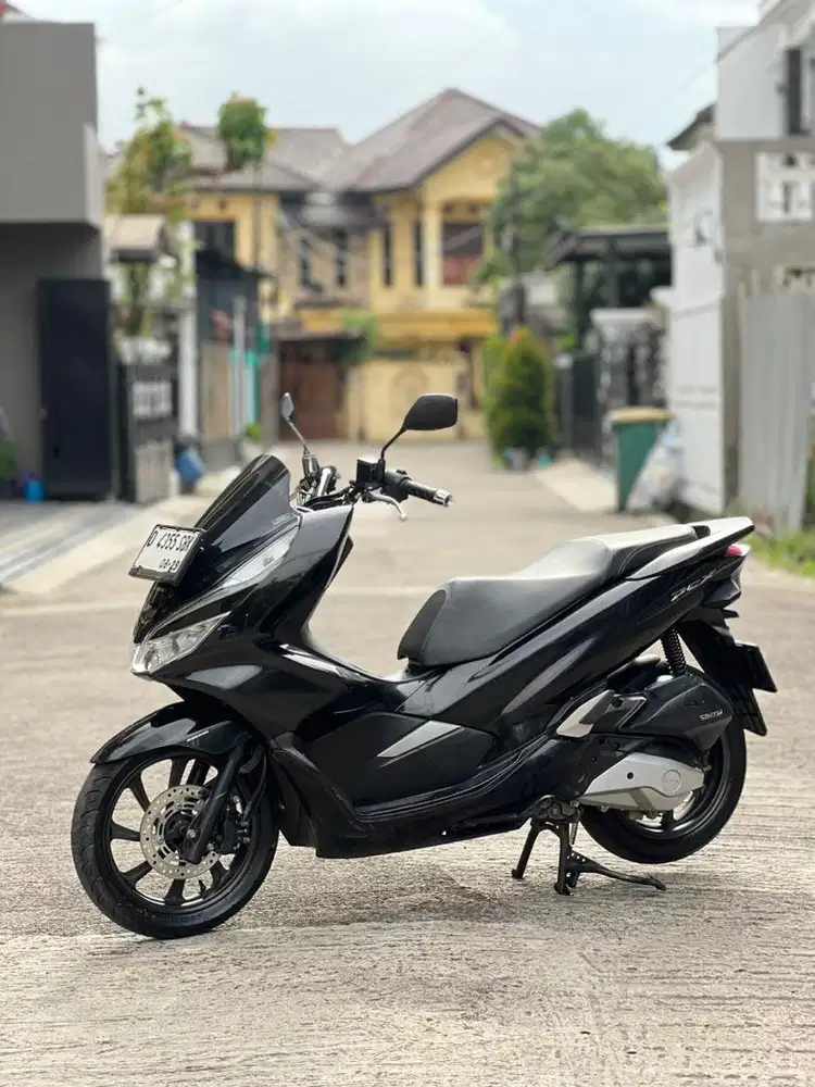 Pcx 150 2019 hitam