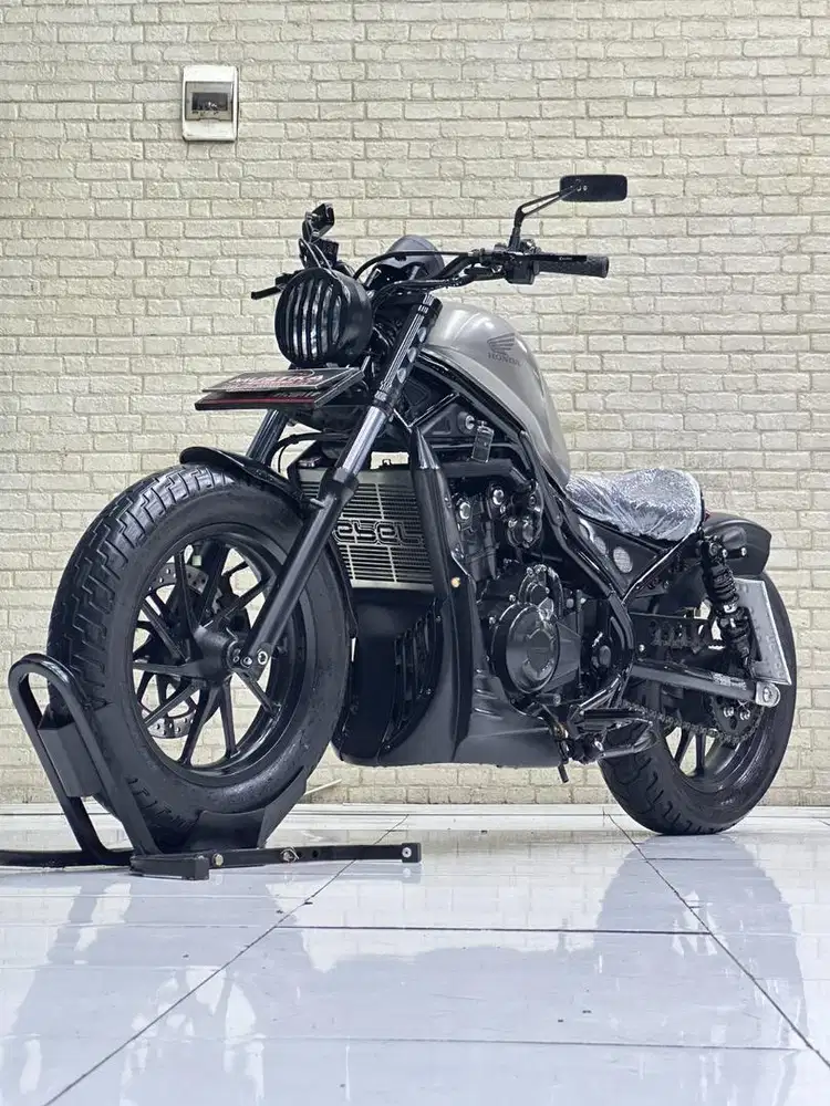 Honda Rebel CMX 500 ABS 2017 Low KM 6rb Condition - Zaky Mustika