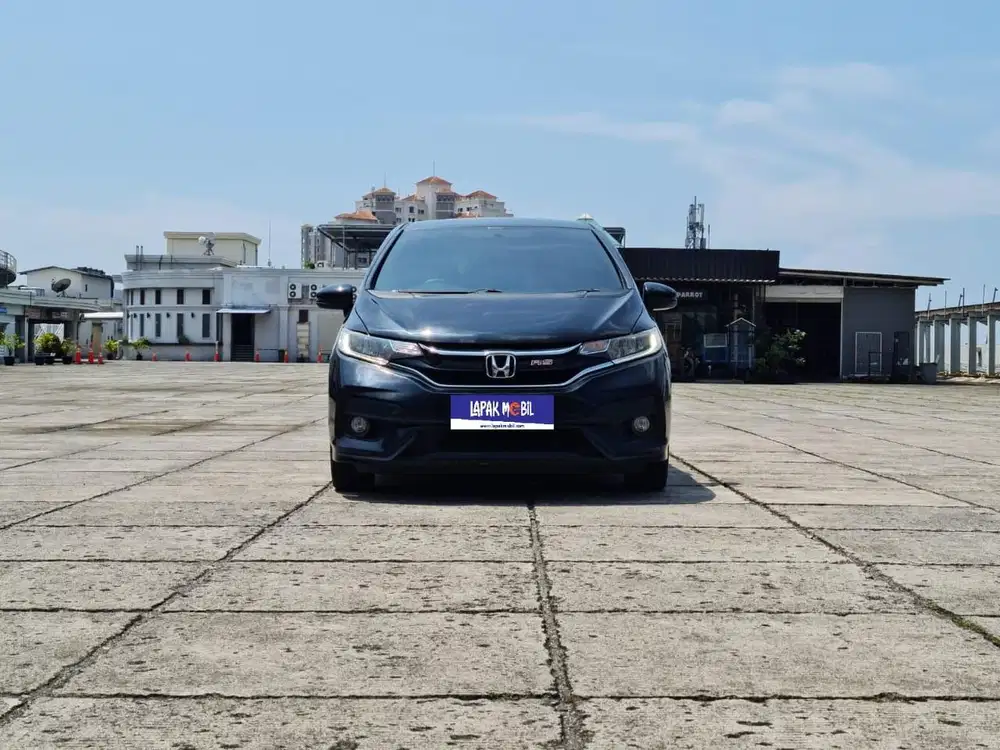 Honda Jazz 1.5 RS MATIC AT 2018 Hitam KM 46RB