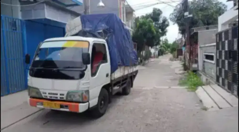 Sewa truk engkel pindahan tanggerang selatan