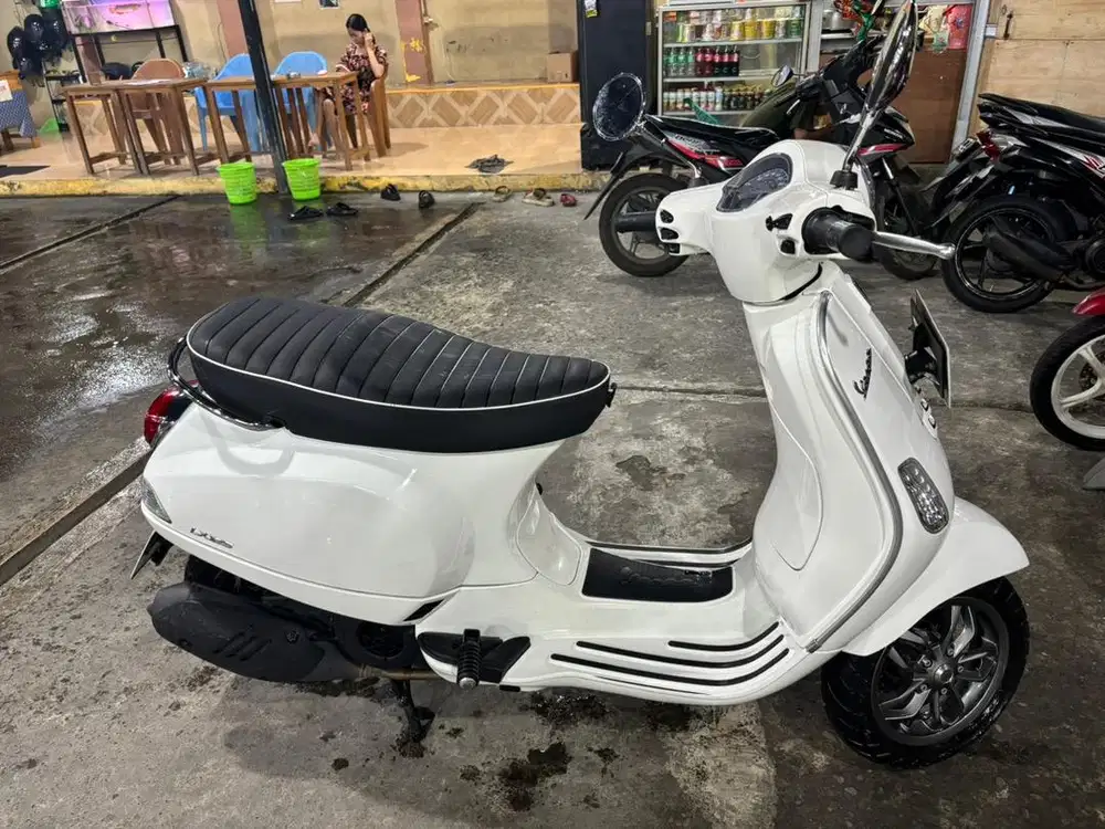 Vespa matic LX125 i-get 2024
