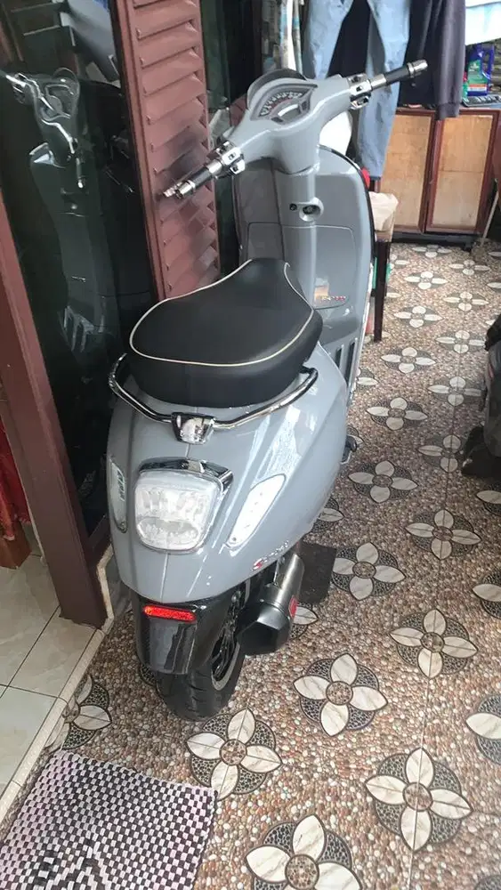 DIJUAL VESPA SPRINT 150 IGET ABS 2023