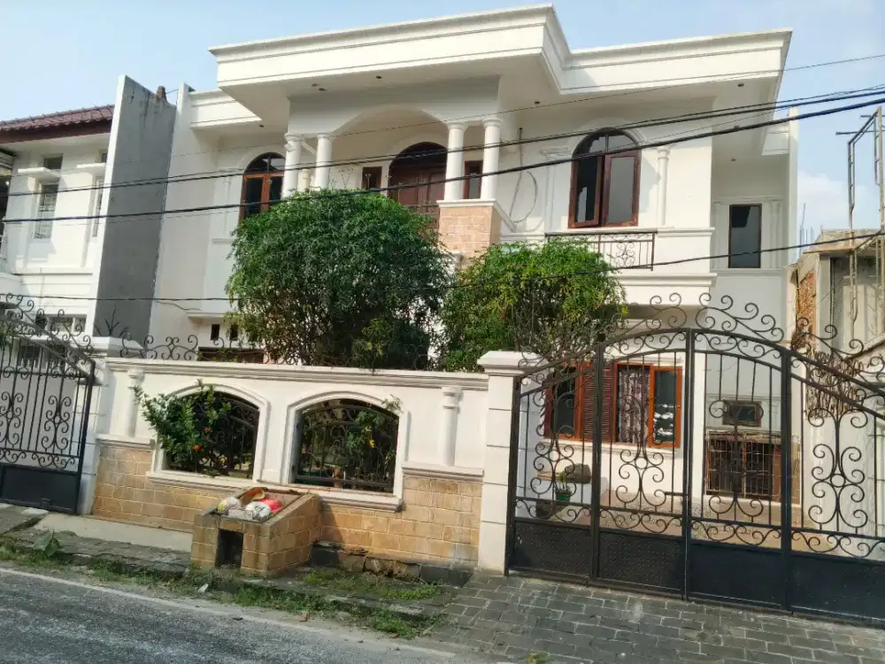 RUMAH KEREN DI BILLYMOON PONDOK KELAPA