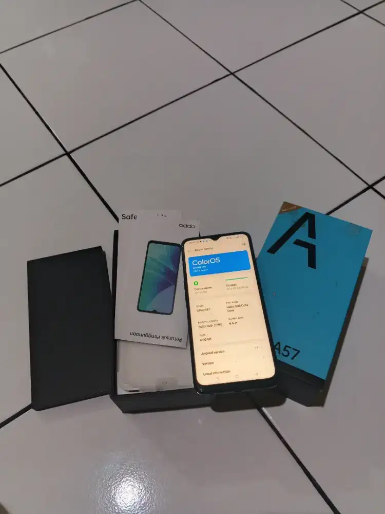 Oppo A57 4/64 Like New Lengkap Mulus full Ori