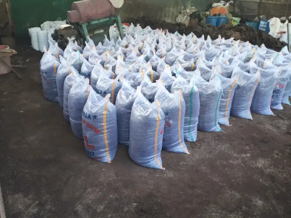Pupuk kompos fermentasi kohe sapi/kohe kambing