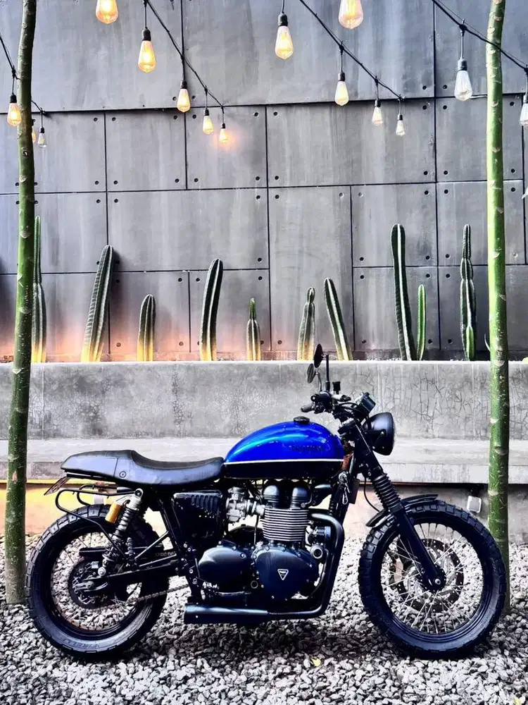 Triumph bonneville 2015