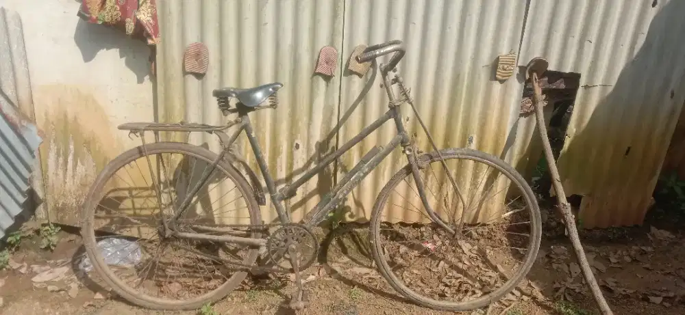 Barang antik Sepeda Phoenix