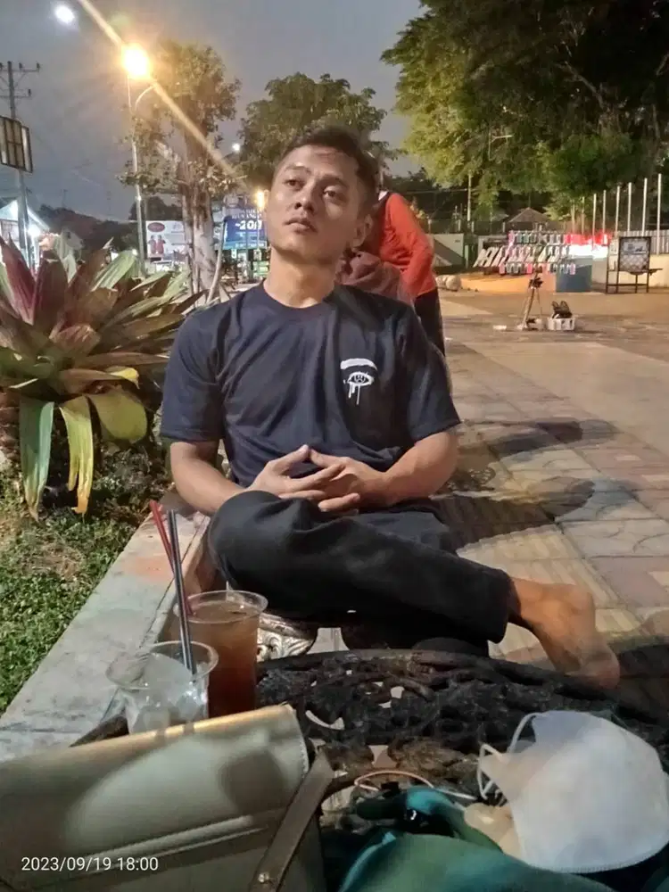 Saya mencari pekerjaan