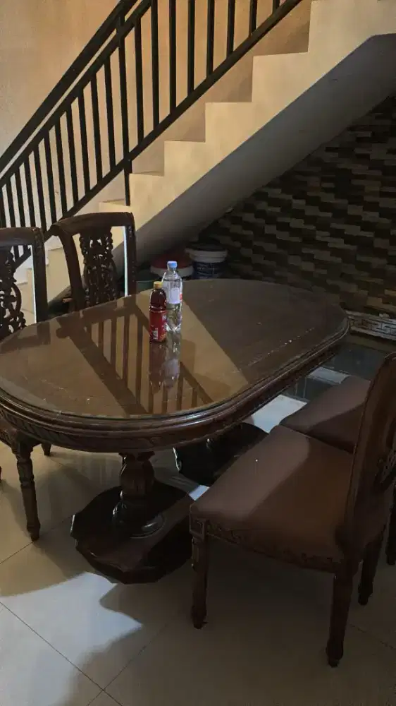 Meja makan plus kursi jati asli 1 set