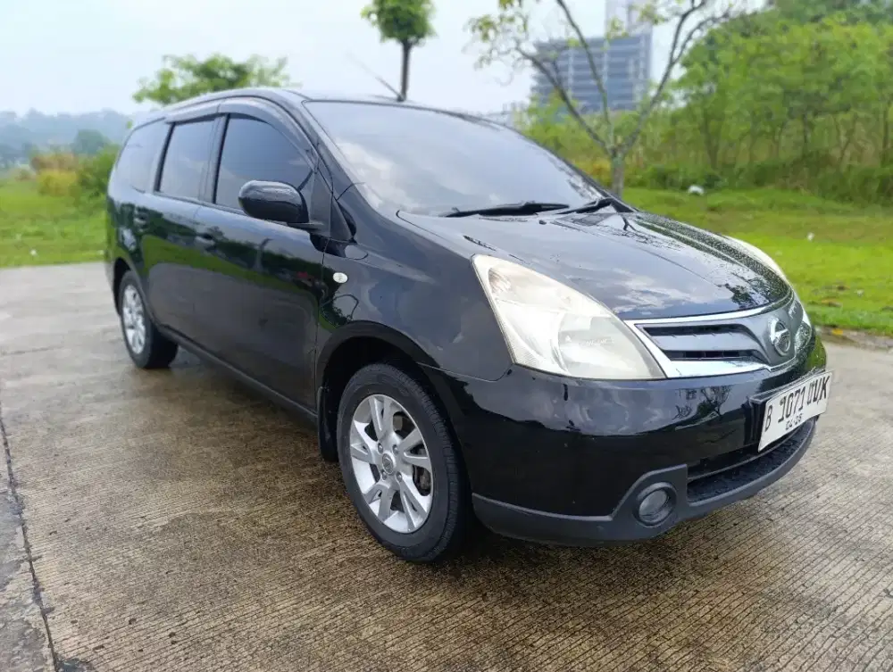 JUAL CEPAT LIVINA SV MATIC 2012 FULLSET LOW KM