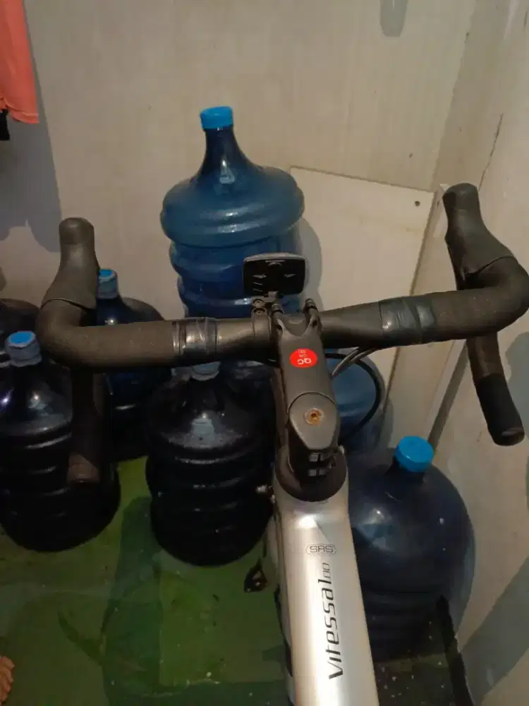 Sepeda road bike United Vitessa 1.0