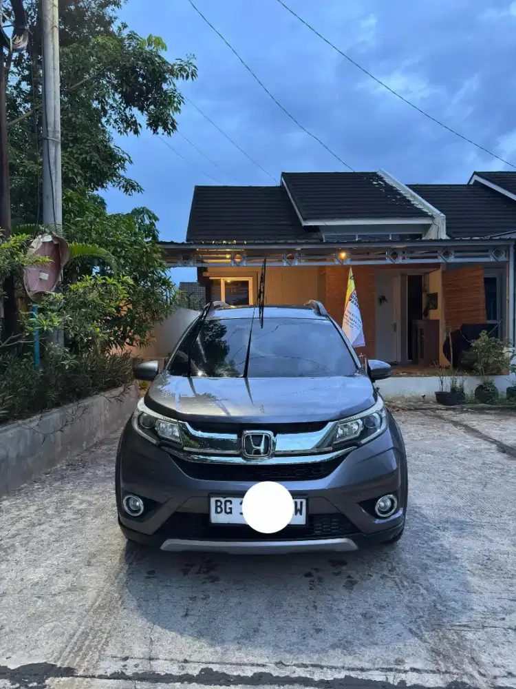 Honda BRV AT Tipe E Tahun 2016 Abu Abu