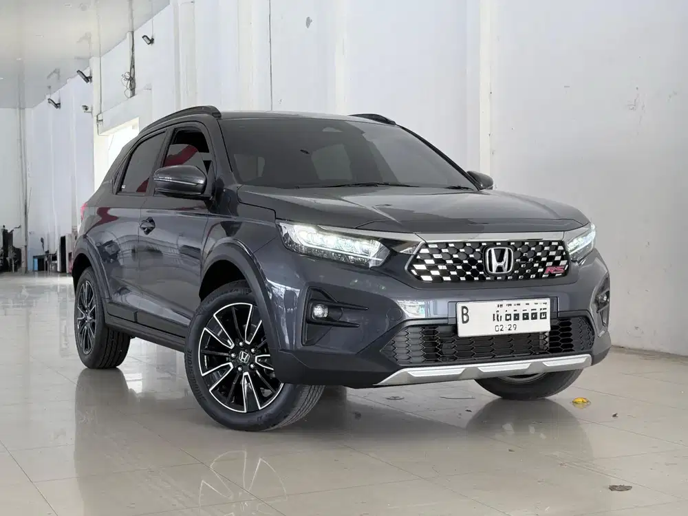 Honda WRV RS CVT SENSING 2024 LIKE NEW