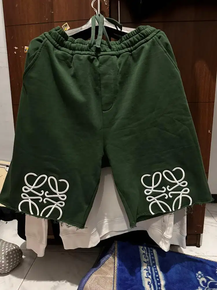 Preloved Celana pendek loewe original authentic 100%