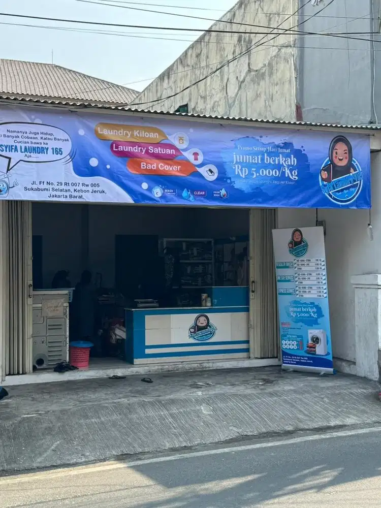 Mencari Karyawan Laundry Wanita