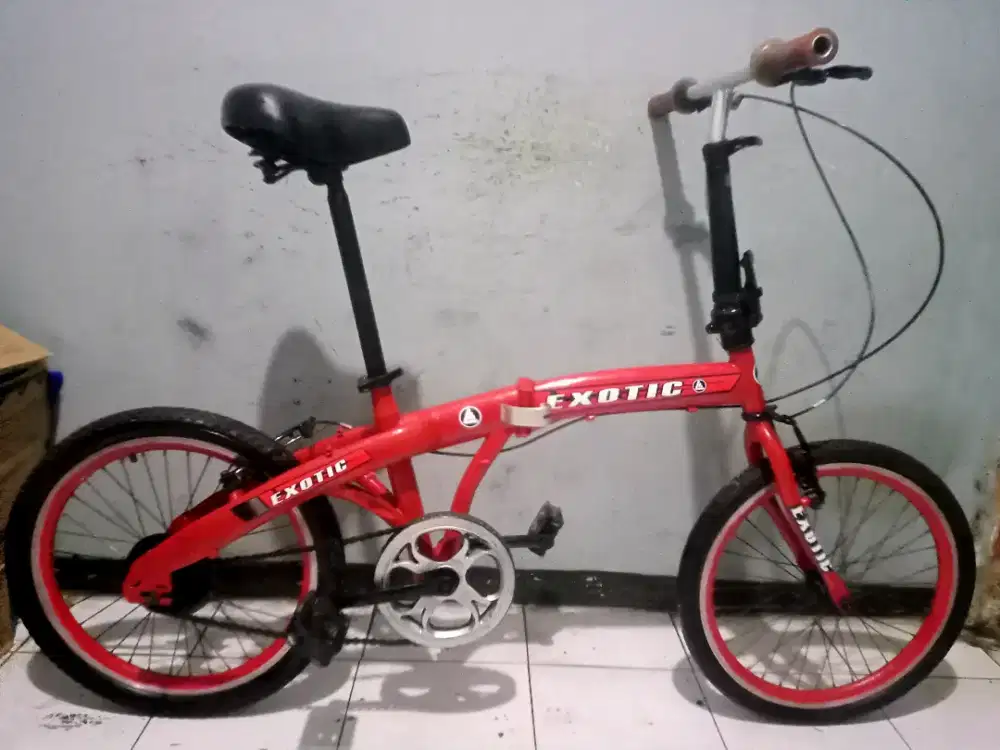 Di jual sepeda lipat merk EXOTIC ring 20