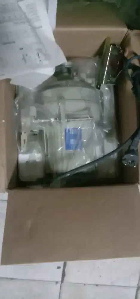 Dinamo mesin jahit Yuasa 250 Watt